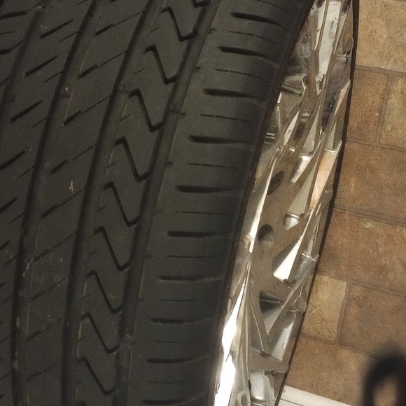 Rims - Picture 2 of 2